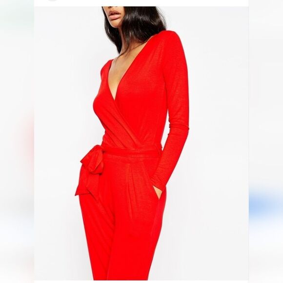 ASOS Cutout Back Red Jumpsuit size 0 - Picture 1 of 8